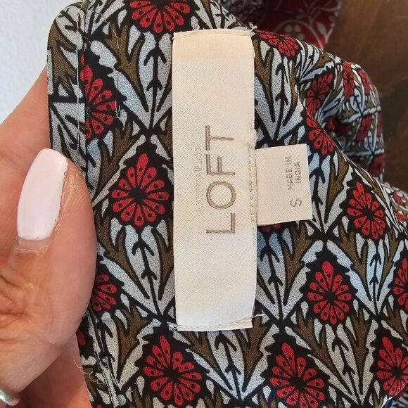 LOFT Women's Boho Bell Sleeve Floral Top Size Small - Picture 7 of 8